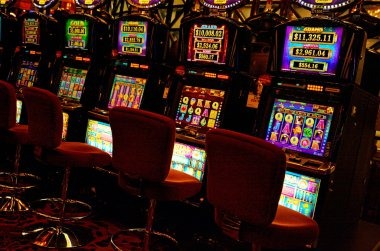 gtr11 Taiwan Pools live dealer studio with HD broadcast setup